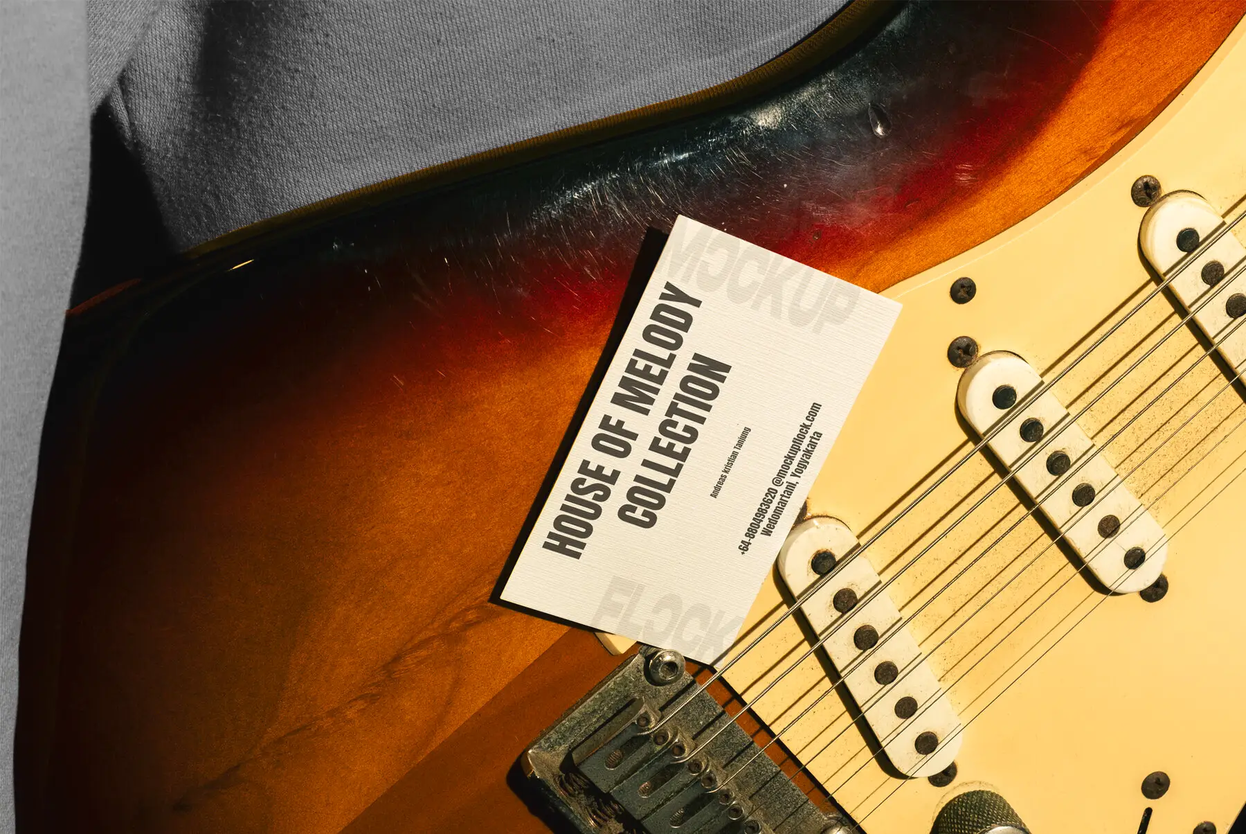 HOM Business Card 07 Mockup