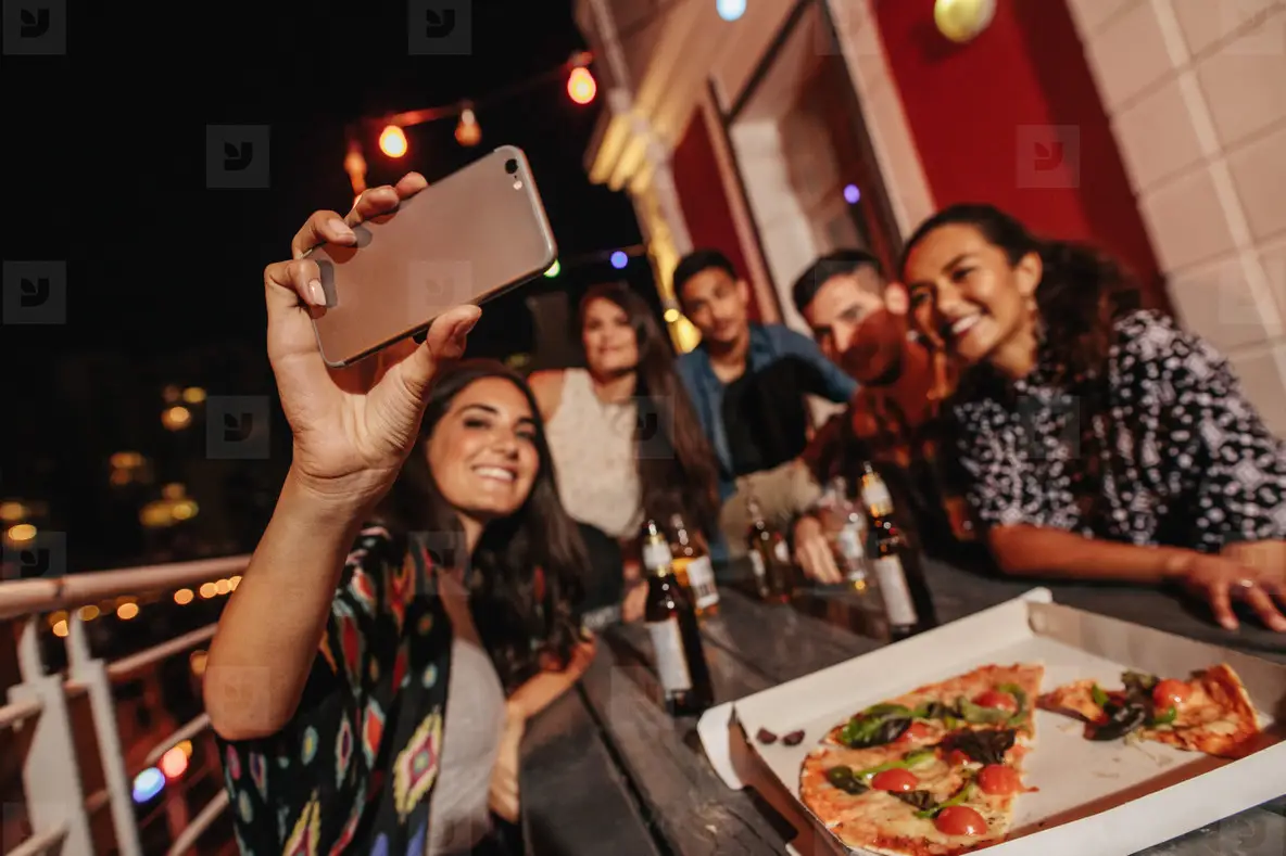Group Of Friends Making A Selfie At Rooftop Party Photo (125948 ...