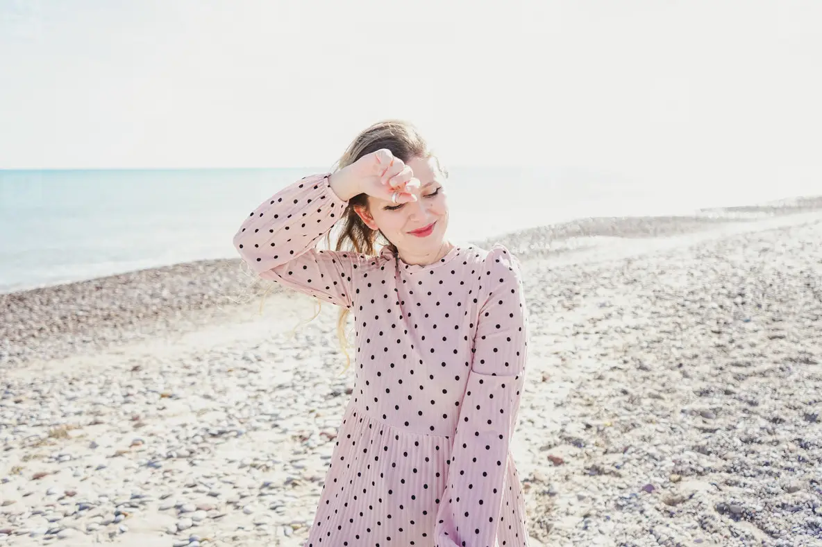 Young Woman Wearing A Pink Dress At The Beach Photo (228503 ...