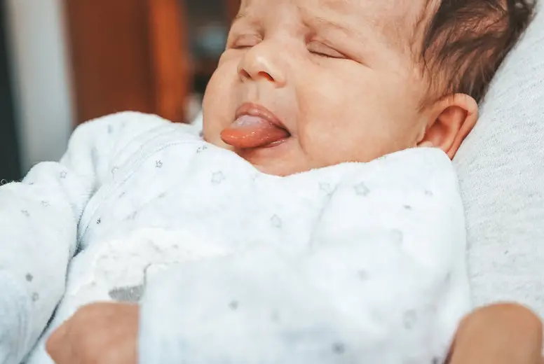 Newborn Baby Really Angry At Home Photo (231747) - YouWorkForThem