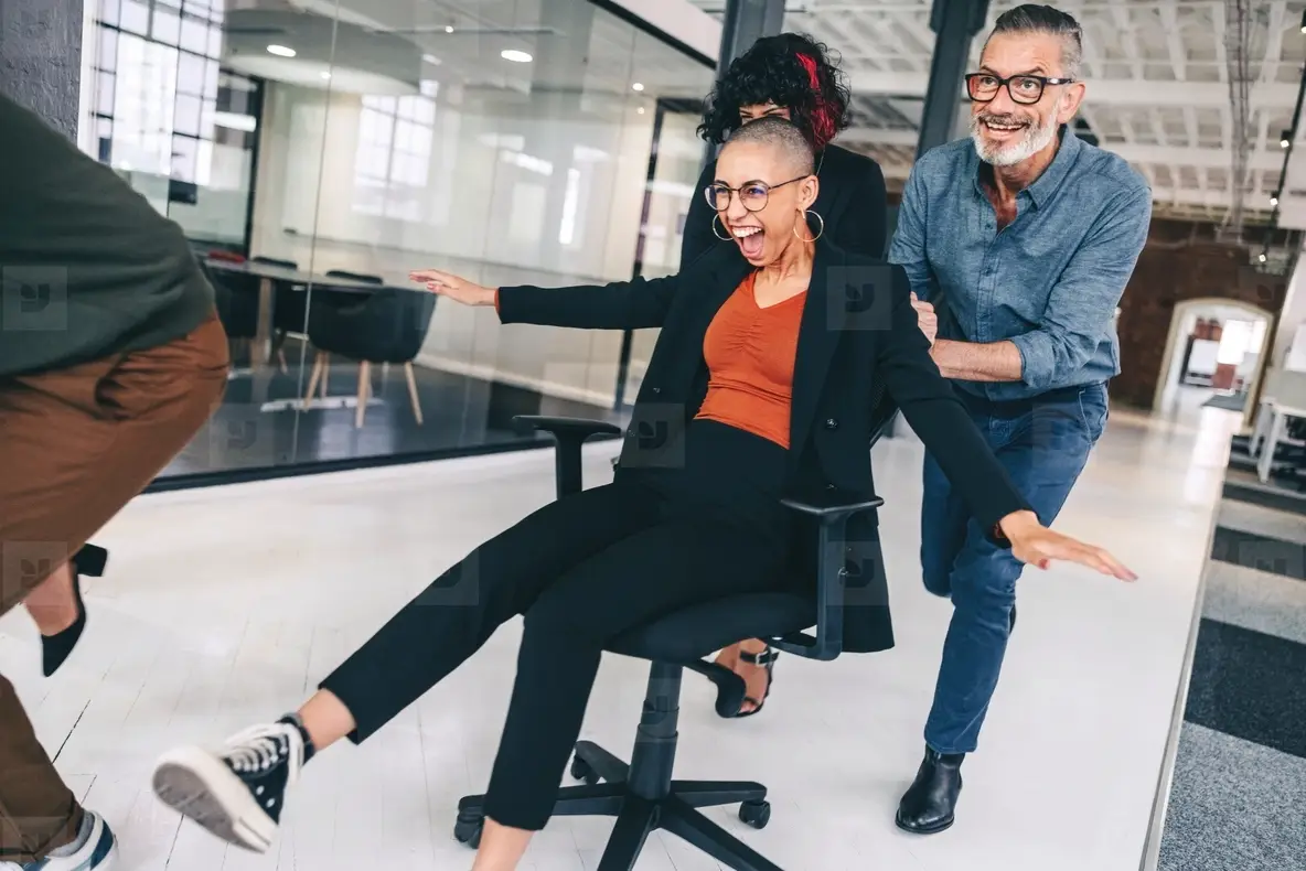 Fun Time Professional Group Of Businesspeople Having Fun During Playtime Photo (243341 ...