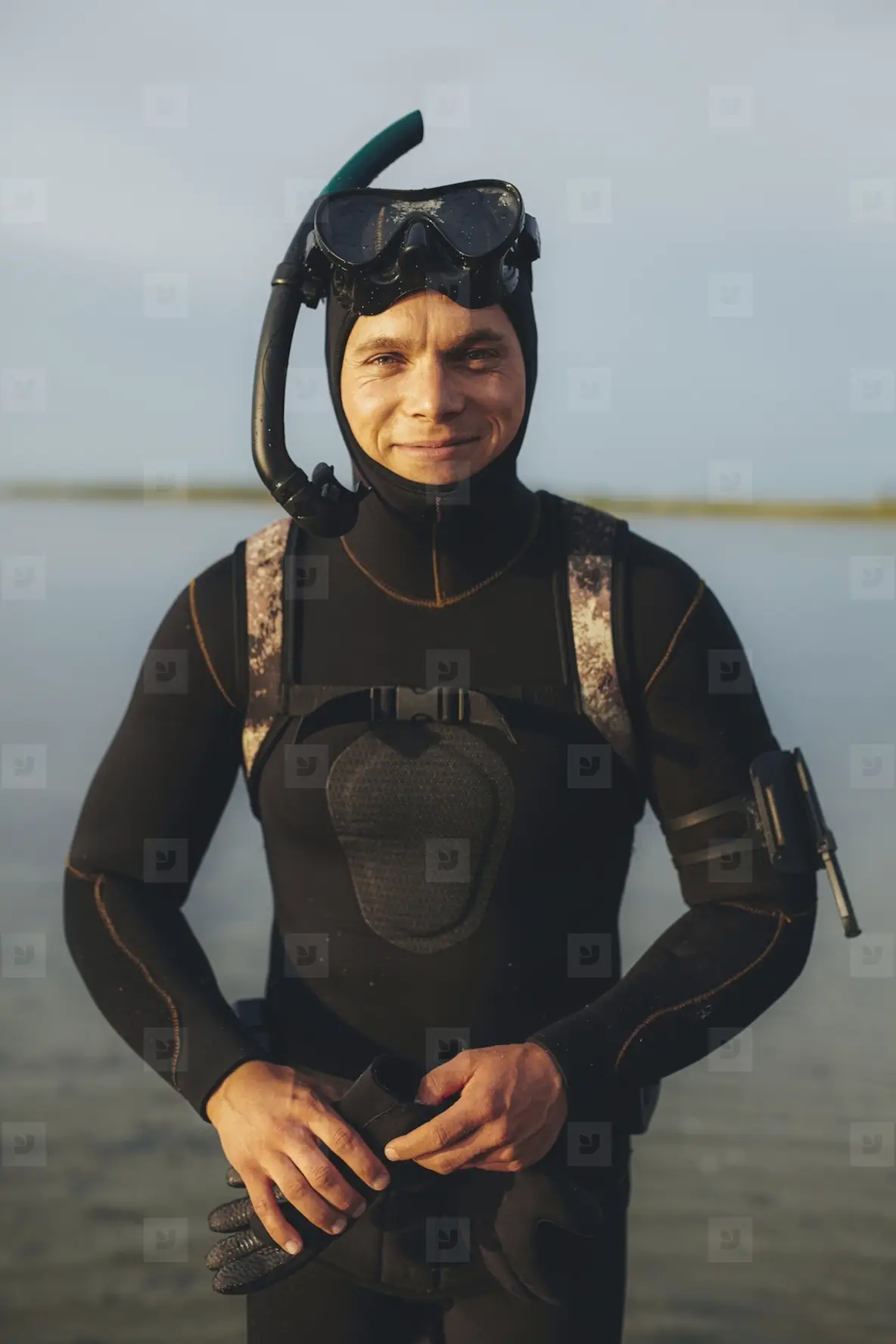 Happy Young Man Looking At The Camera In A Scuba Gear Photo (260148) -  YouWorkForThem