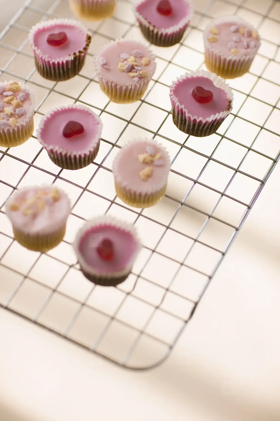 Cupcakes on airing tray