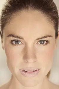 Close up portrait of beautiful woman with blue eyes