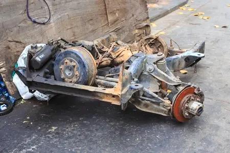 Used engines car from Japan are being disassembled for sale as s