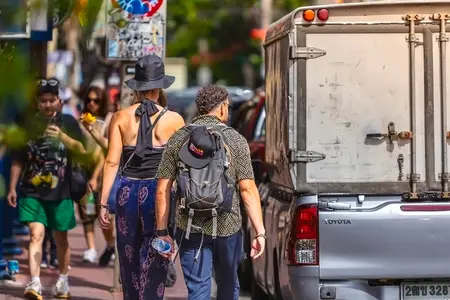 BANGKOK THAILAND AUGUST 19 2025 Song Wat road a new touri BANGKOK THAILAND AUGUST 19 2025 Song Wat road a new touri