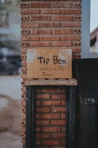Tip Box