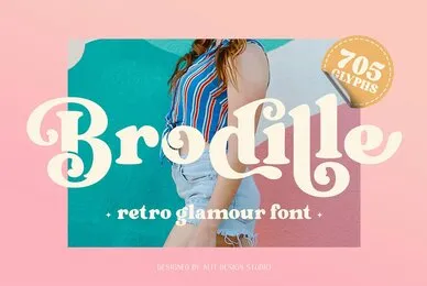 Slow Moon Retro Display Font